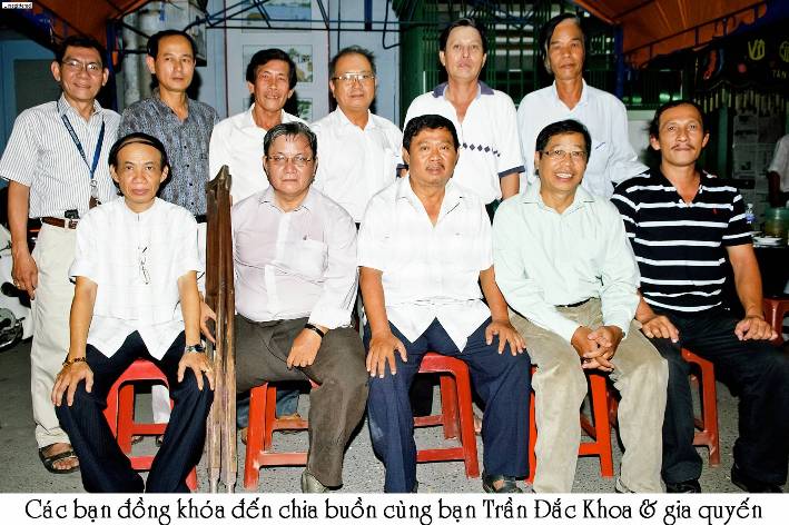 Thăm viếng chia buồn gia đình TT Khoa (3/121)