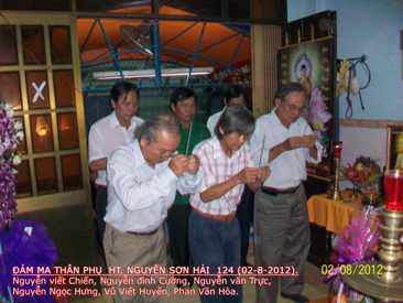 Viếng tang thân phụ Sơn Hải